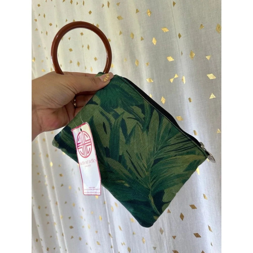Buckhead Betties NWT 100% Cotton Tropical Leaves Ring Handle Cosmetic Bag